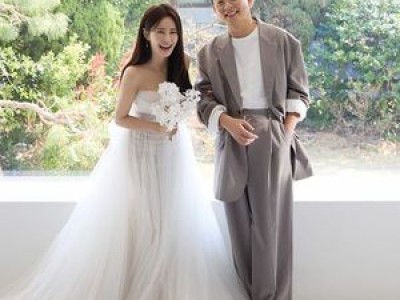 코미디언 커플 김준호 김지민 3년 열애 끝에 결혼