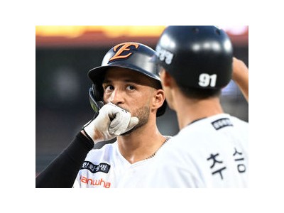 한화 이글스 33년 만에 전반기 1위 달성했지만 외국인 탈락 위기