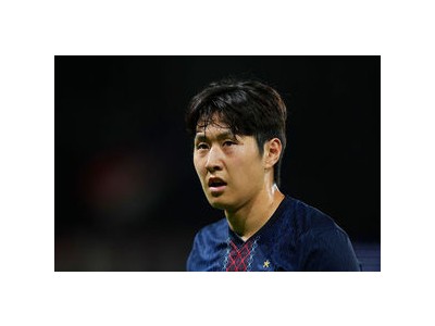 이강인 경기 중 균형감으로 무게 중심 잡아 화제
