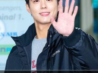 박보검이 심야 음악 프로그램 MC로 나선다