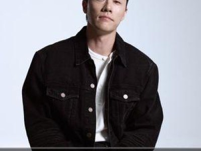 이신기 플레노엔터테인먼트와 전속계약 체결