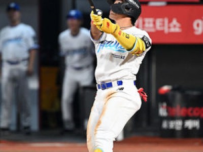 안현민 홈런으로 KT 위닝시리즈 이끌어
